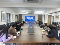 市常委会副从任、平易近盟昆山市委从委俞